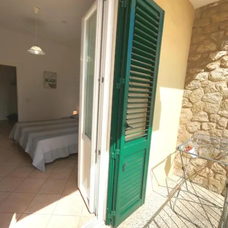 Apartman Carlo *